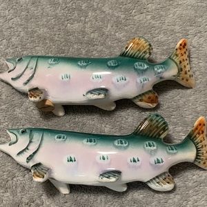 Vintage Fish S and P shakers.
